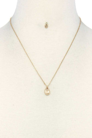 Dainty Cowrie Charm Necklace