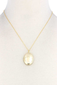 Oval Shape Locket Metal Necklace